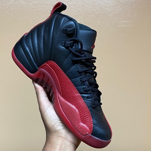 2025 Air Jordan 12 Retro “Flu Game” Size 7 - Picture 16 of 17